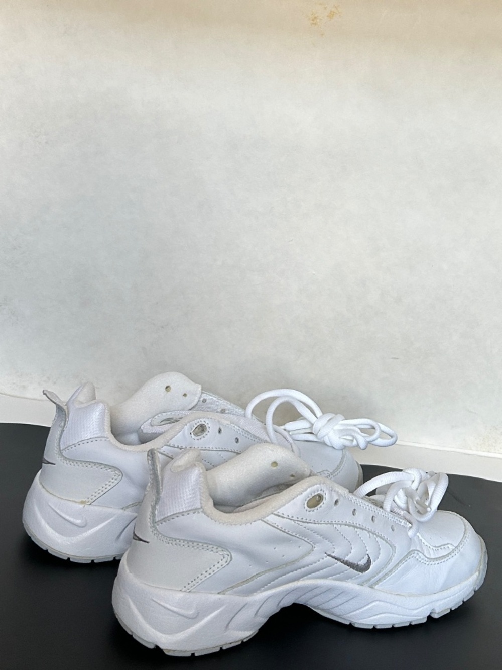 Nike Women's Vintage 2001 Cross Trainer A.S. 3 Low 174181-100, White, SZ 6.5